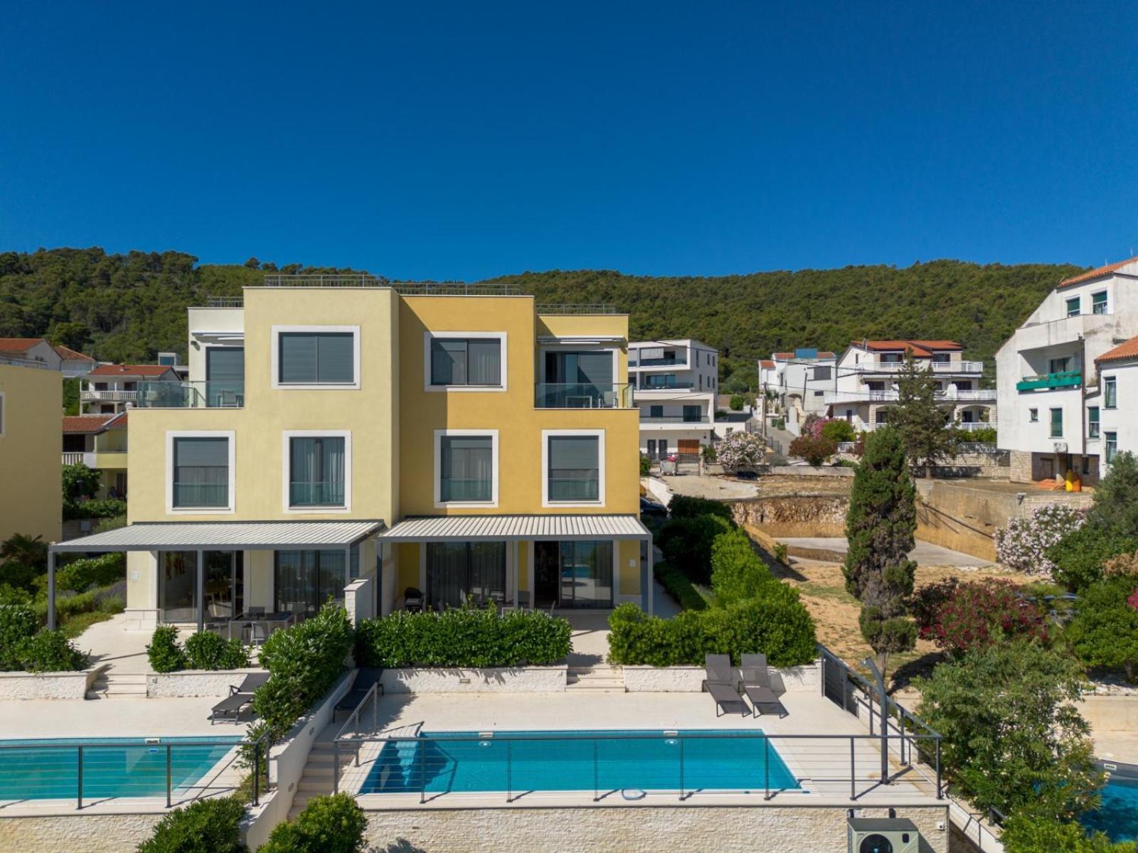 Acadia Beach Villas & Apartments Slatine Buitenkant foto